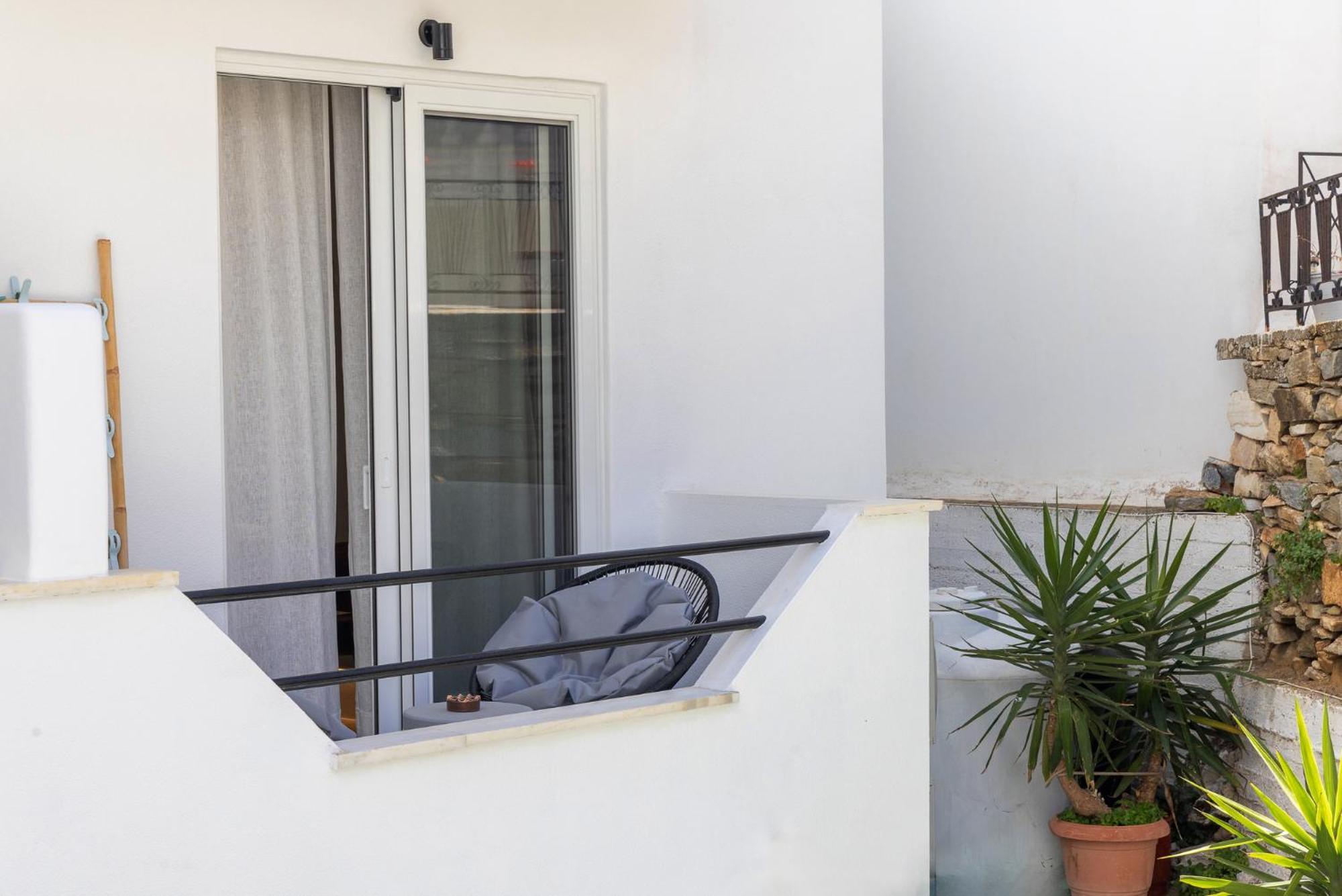 Seamento Suites Tínos Exteriér fotografie
